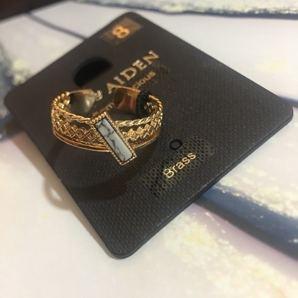 Saks Ava & Aiden Howlite Adjustable Ring Sz 8 LAST ONE NWT - Picture 5 of 6